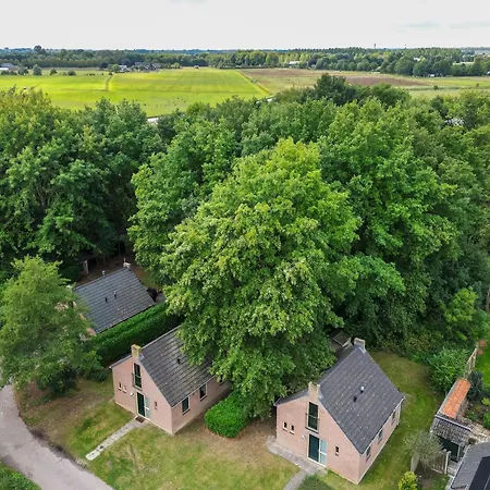 4 - Persoons Forest 183 *