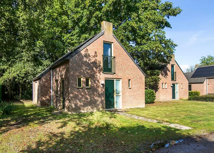 4 - Persoons Forest 183 *