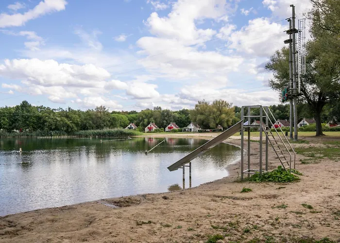 4 - Persoons Forest 183 *